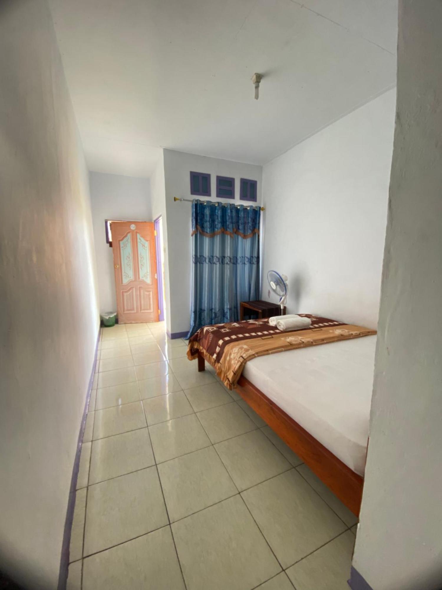Mahoni Guest House Келимуту Экстерьер фото